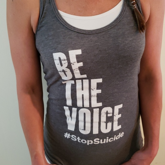 Meet your Posher, Kim✌ - Picture 3 of 6